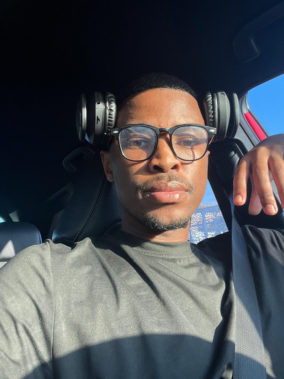 Hlomla - DigiFlow Owner